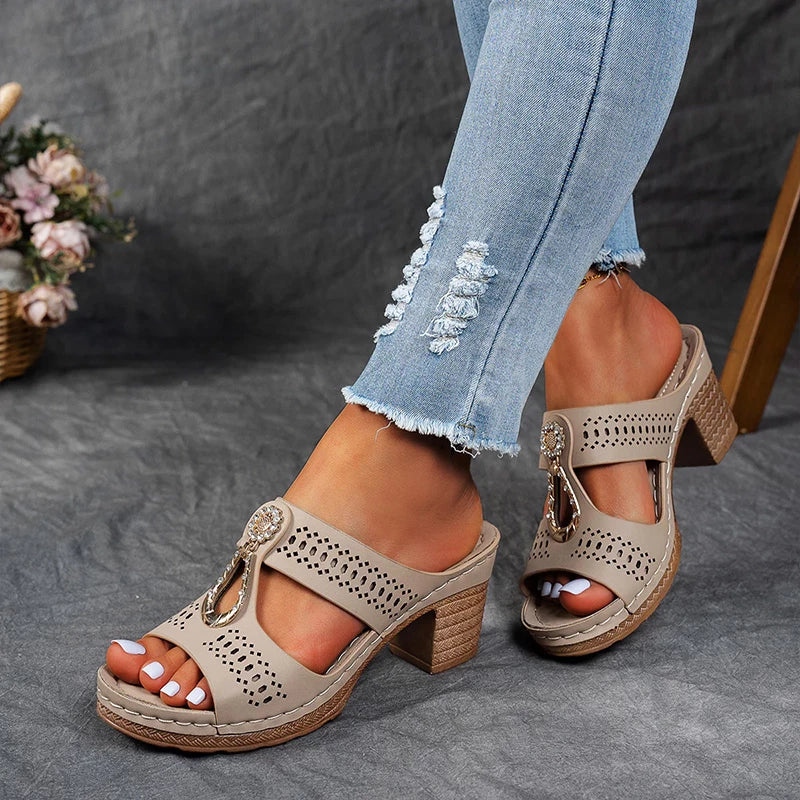 Danielle | Chic and Comfortable Orthopaedic Sandals
