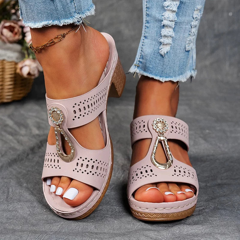Danielle | Chic and Comfortable Orthopaedic Sandals