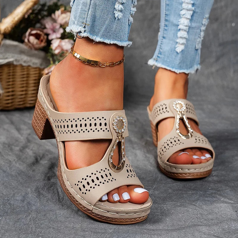 Danielle | Chic and Comfortable Orthopaedic Sandals