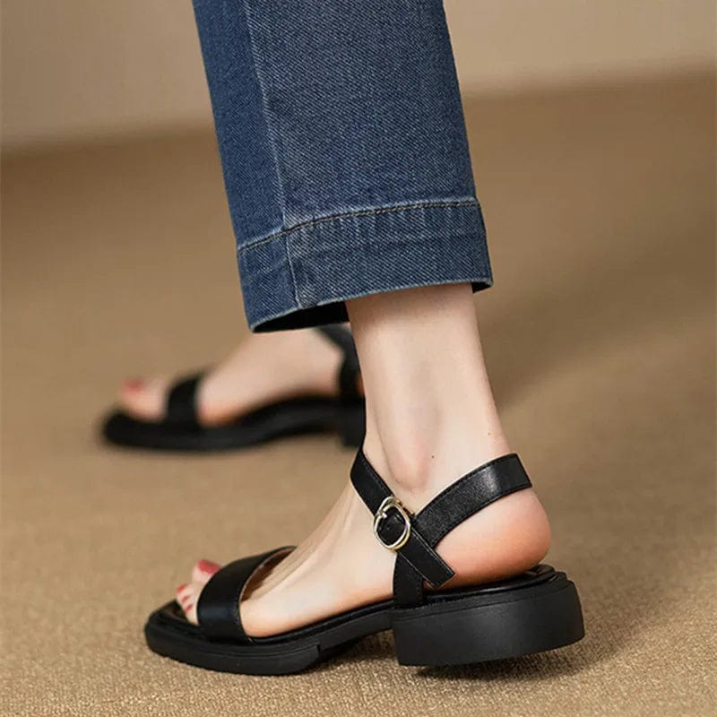 Noemi | Low Heel Sandals
